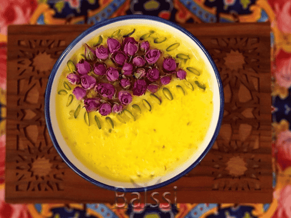 خورشت ماست اصفهانی با تزیینات گل محمدی | بالسی