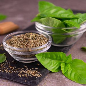 سبزی ریحان خشک و تازه