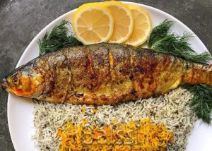 سبزی پلو با ماهی و دورچین