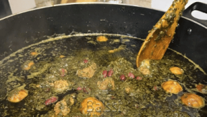 قورمه سبزی در دیگ نذری | بالسی