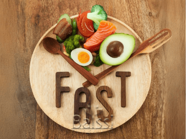 بشقاب غذا با محتوای سبزیجات و نوشته FAST | بالسی